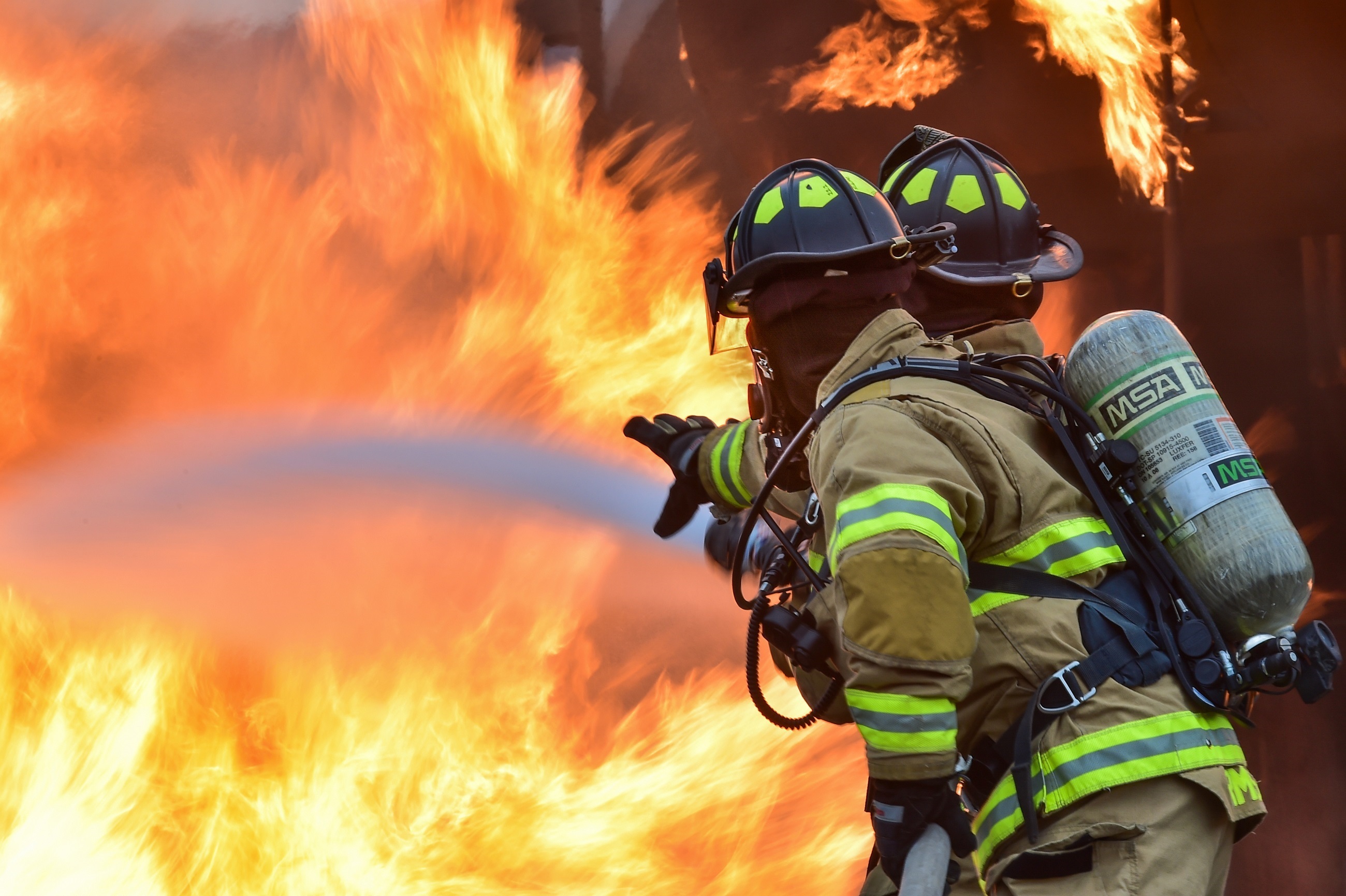 Pracovné nehorľavé oblečenie a obuv pre hasičov a požiarnikov - Pracovné odevy ZIGO